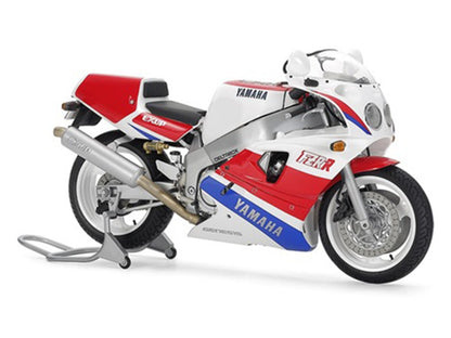 Model Kit Yamaha FZR750R OW01 Motorcycle 1/12 Scale Model by Tamiya