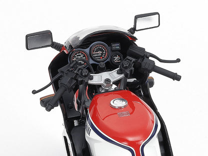 Model Kit Yamaha RZV500R Motorcycle 1/12 Scale Model by Tamiya